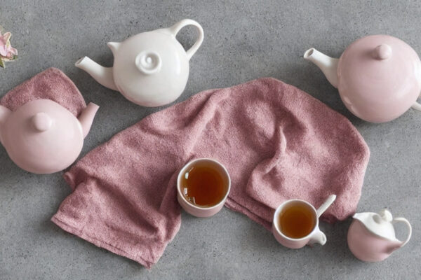 Giv din te en personlig touch med en håndlavet tehætte fra Manostiles